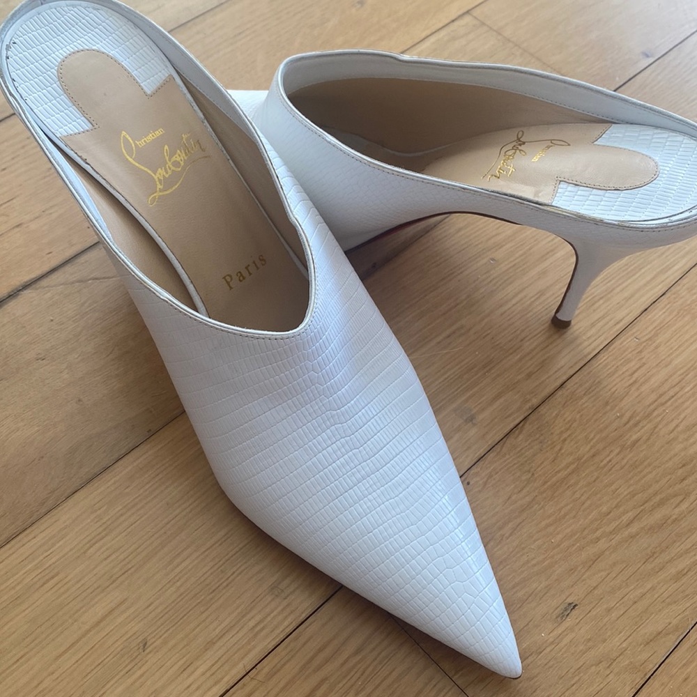 LIKE NEW LOUBOUTIN